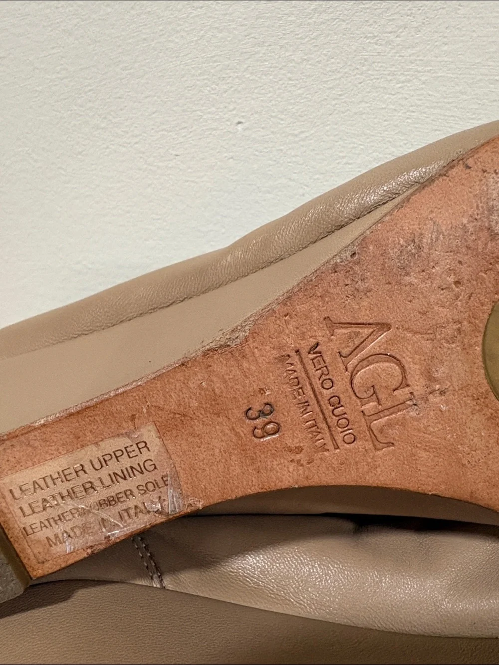 AGL Attilio Giusti Leombruni Beige Leather Wedges Shoes, Size 39